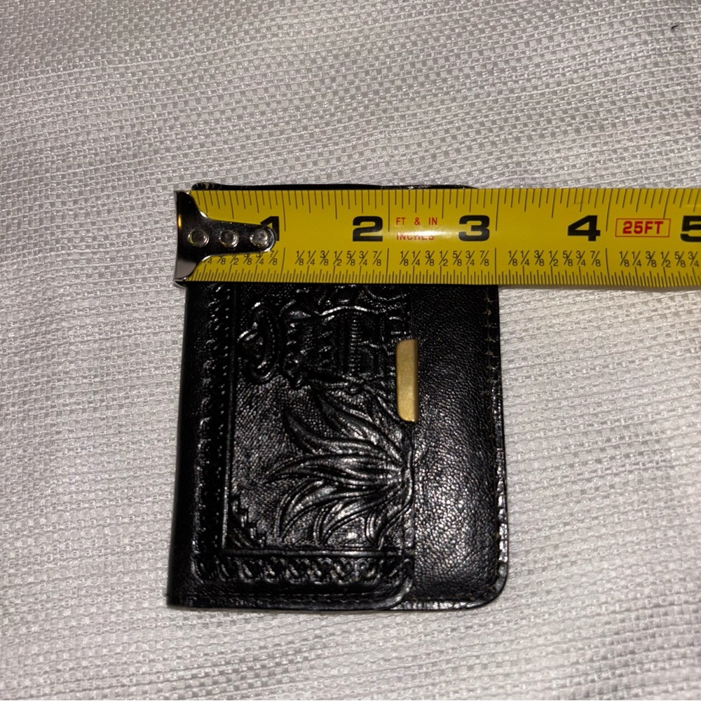 Black Embossed Leather Wallet - Picture 7 of 7